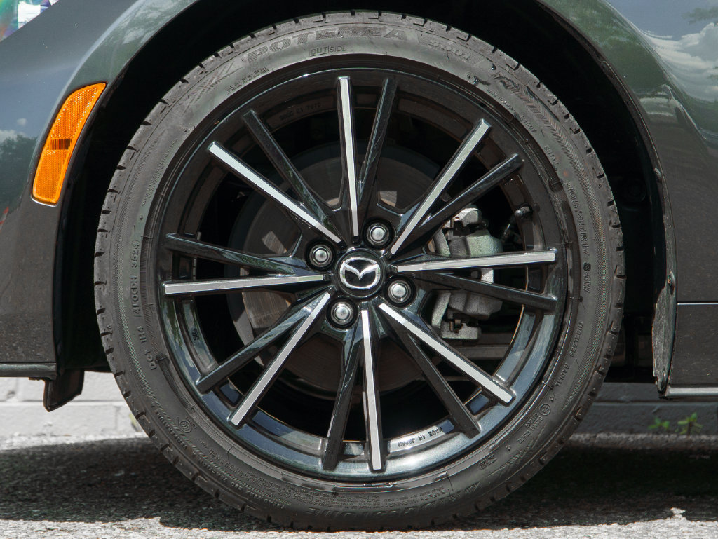 Used 2024 MAZDA MX-5 Miata Grand Touring w/ Weather Package RWD image 13