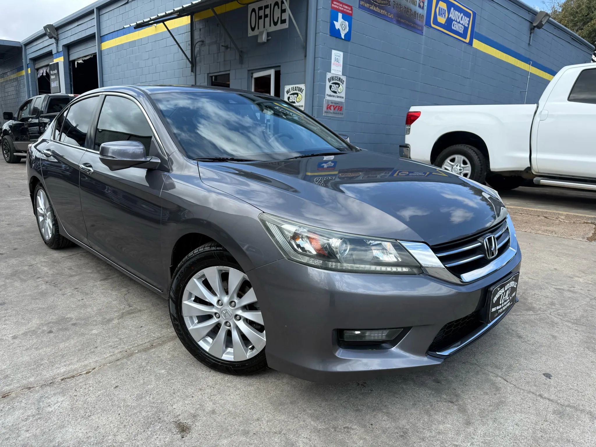 Used 2015 Honda Accord EX-L image 1