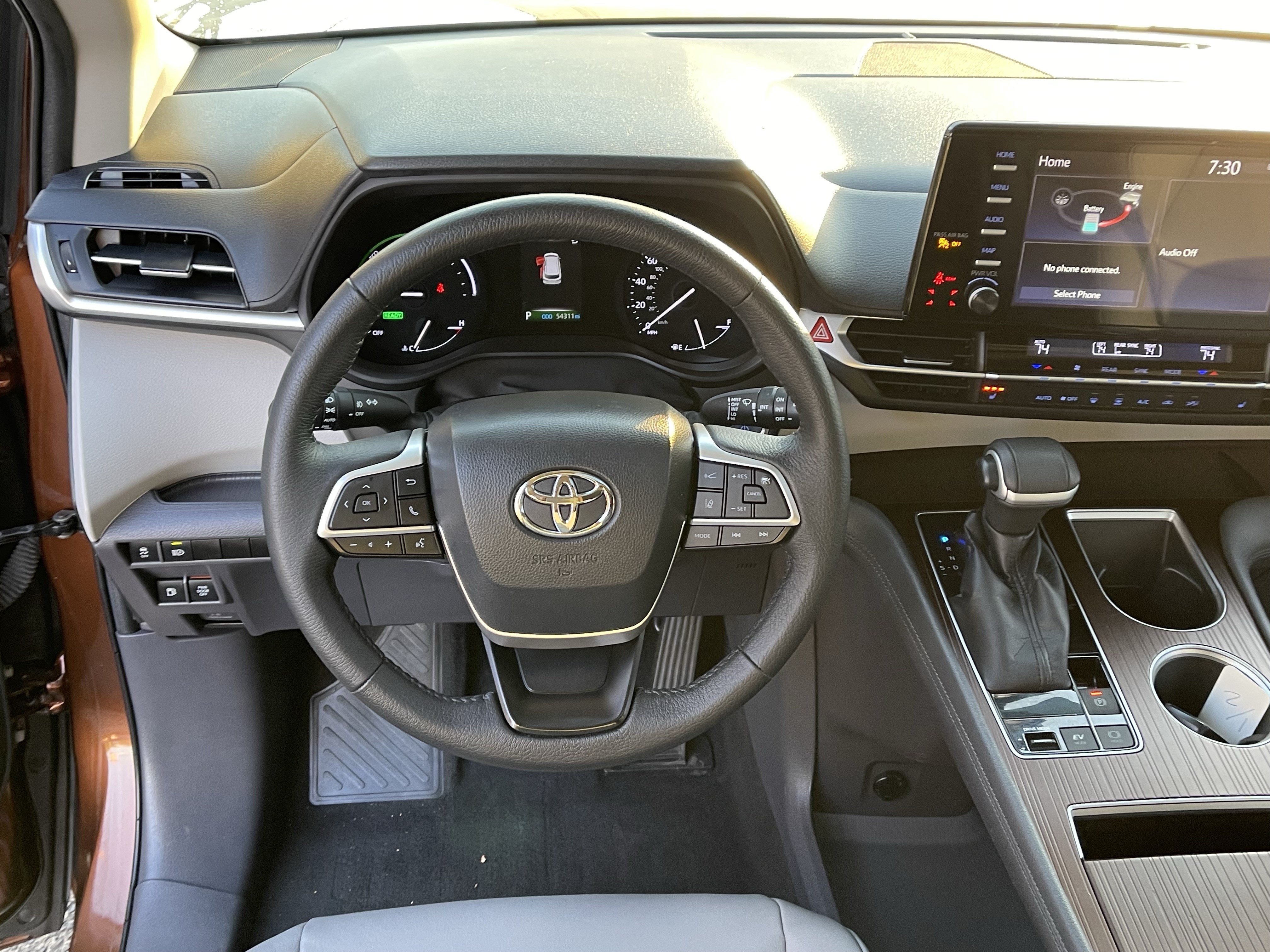 Certified 2021 Toyota Sienna XLE AWD/4WD image 14