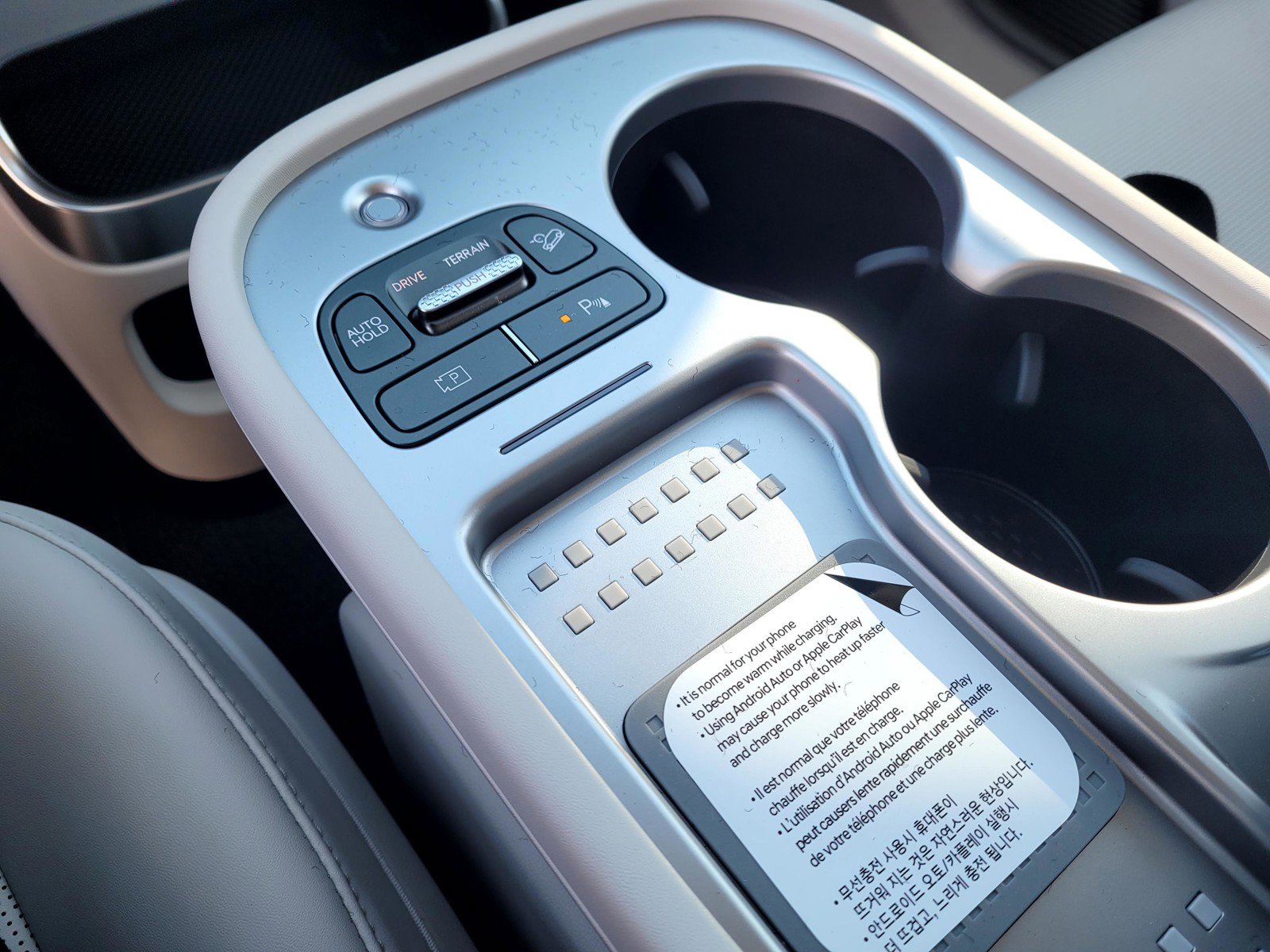 New 2026 Hyundai Ioniq 9 Limited image 19