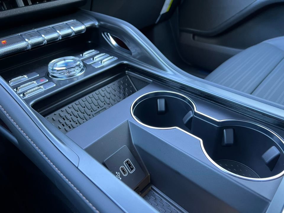 New 2026 Lincoln Nautilus Reserve w/ Jet Appearance Package AWD/4WD image 26