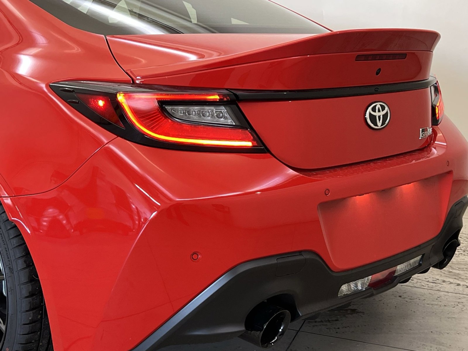 New 2026 Toyota GR86 Premium RWD image 28