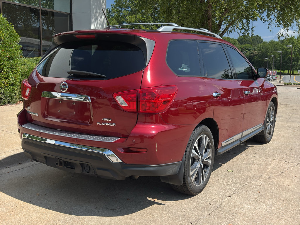 Used 2018 Nissan Pathfinder Platinum AWD/4WD image 8