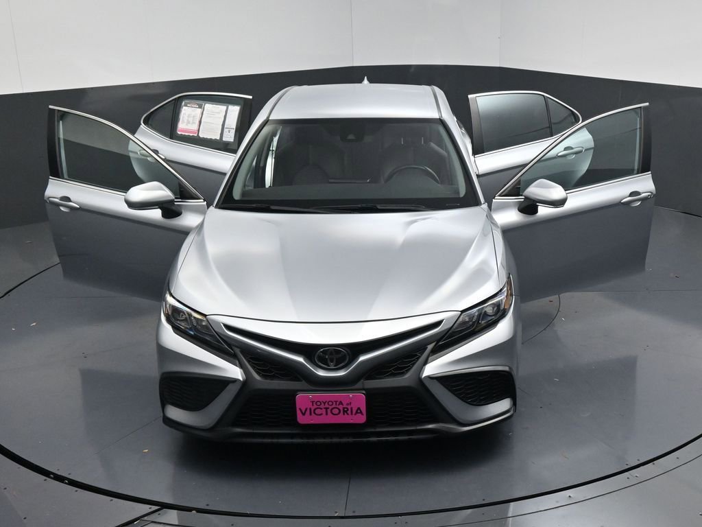 Used 2023 Toyota Camry SE image 27