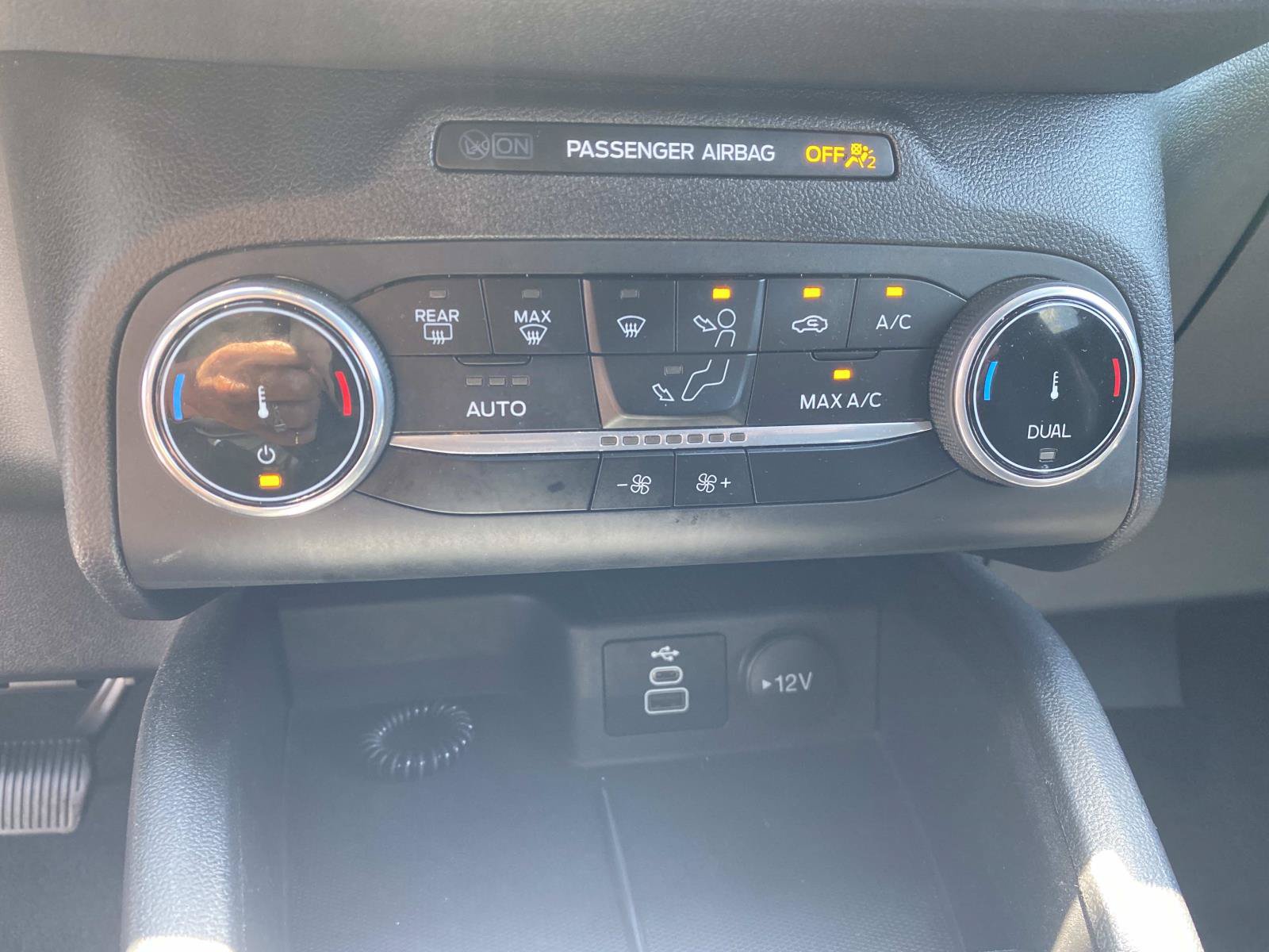 Used 2025 Ford Escape ST-Line FWD image 21