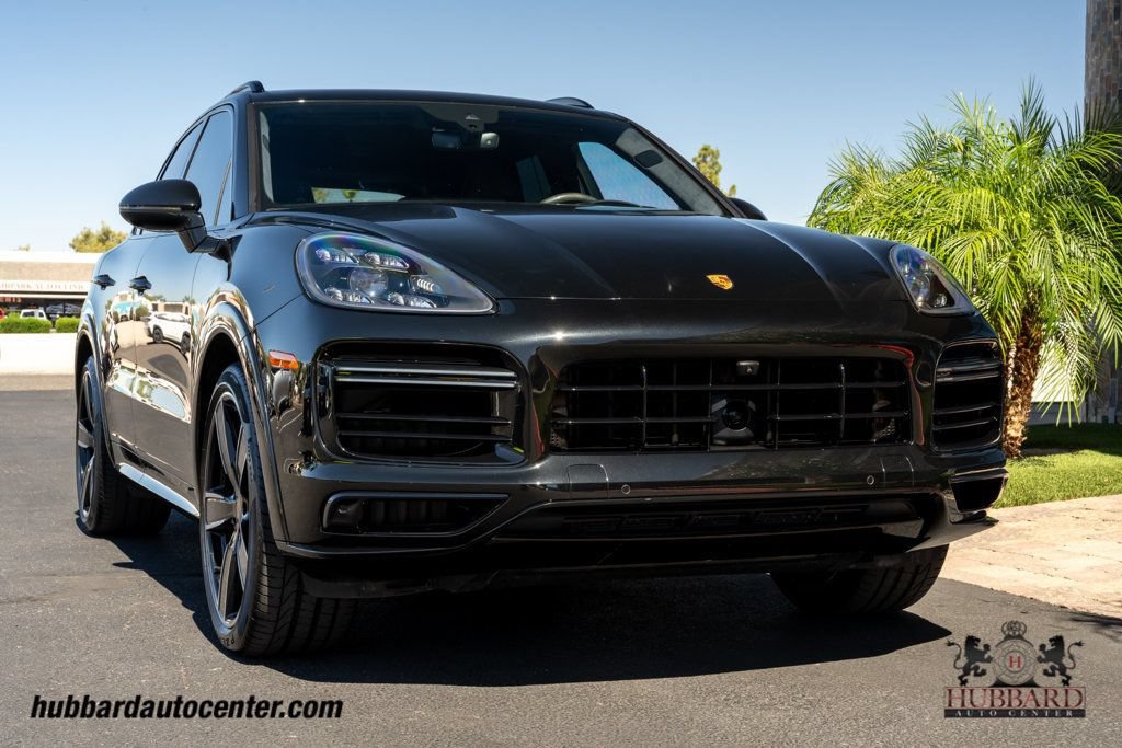 Used 2023 Porsche Cayenne Turbo AWD/4WD image 10