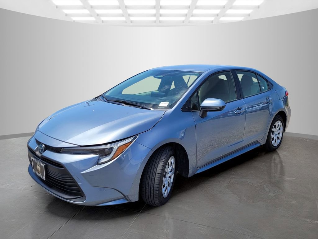 Used 2023 Toyota Corolla LE w/ Carpet Mat Package (TMS) FWD image 8