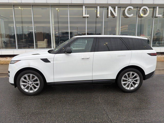 Used 2024 Land Rover Range Rover Sport SE image 5