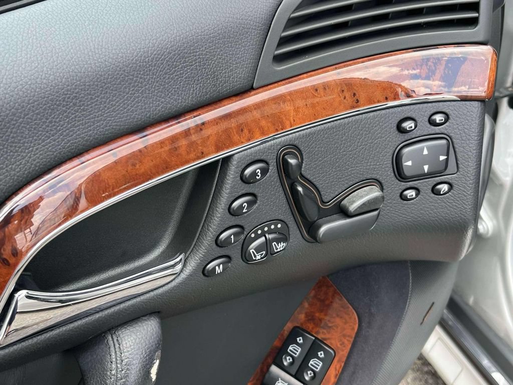 Used 2004 Mercedes-Benz S 500 image 25