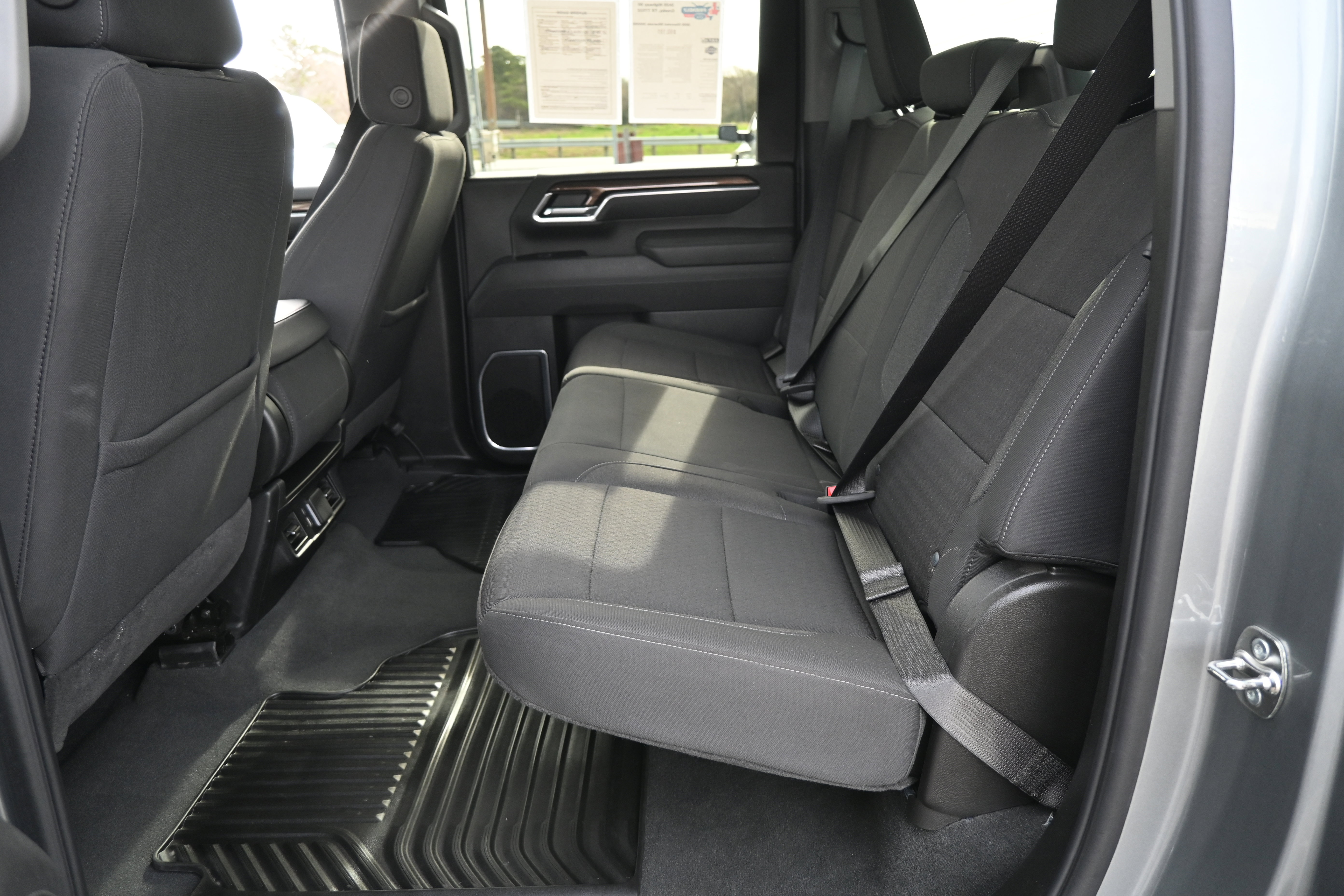 Used 2025 Chevrolet Silverado 2500 LT w/ Convenience Package image 34
