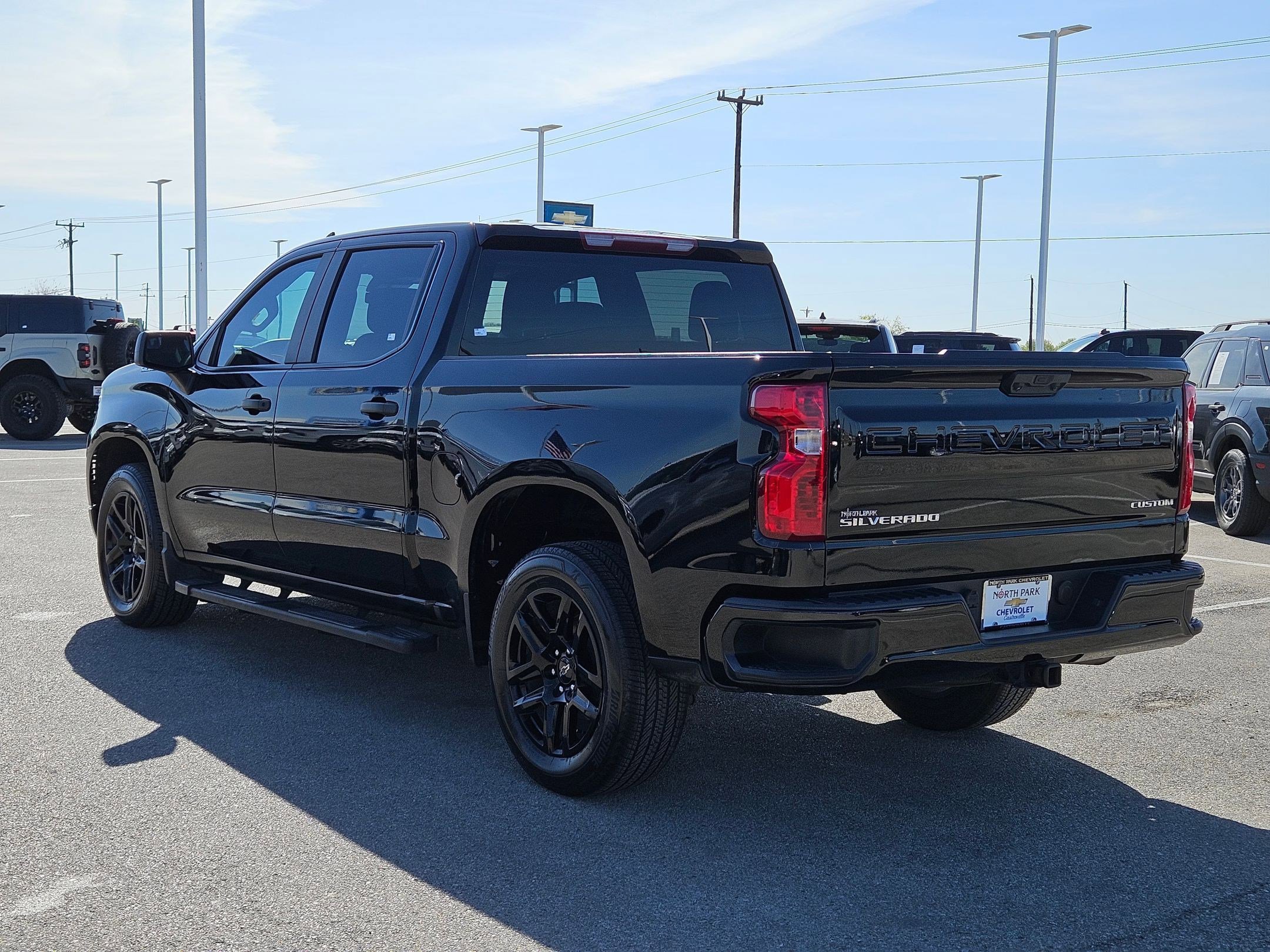 Used 2023 Chevrolet Silverado 1500 Custom image 5