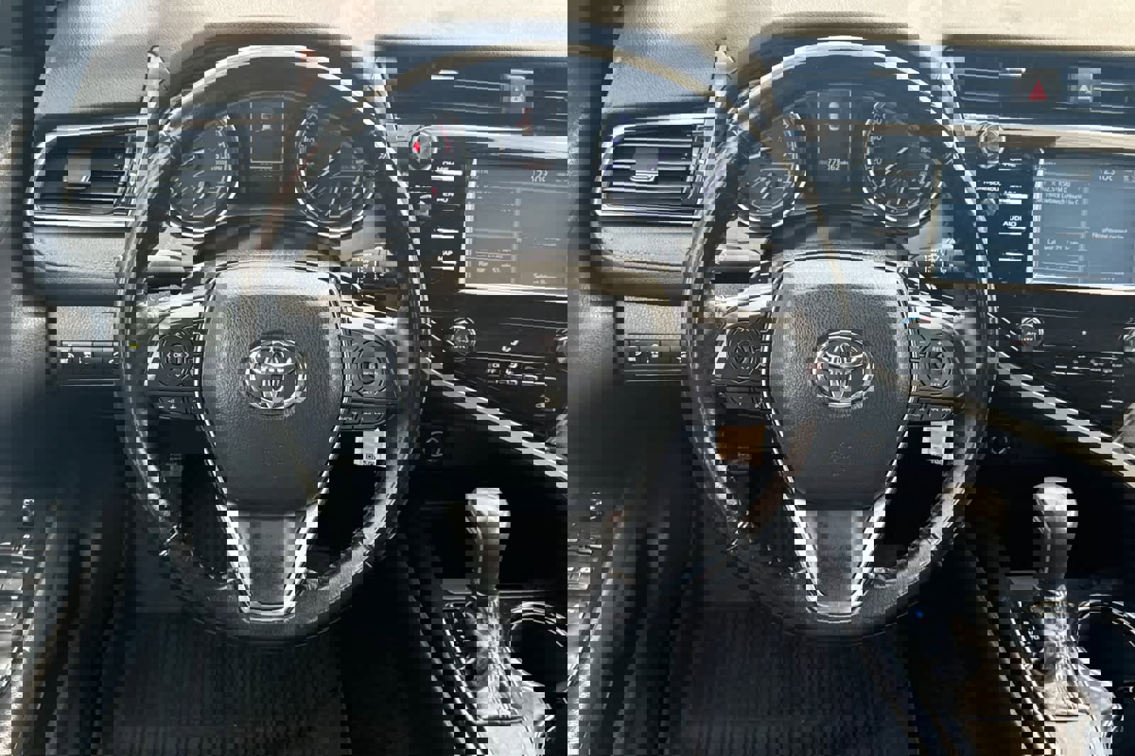 Used 2019 Toyota Camry SE w/ Carpet Mat Package image 14