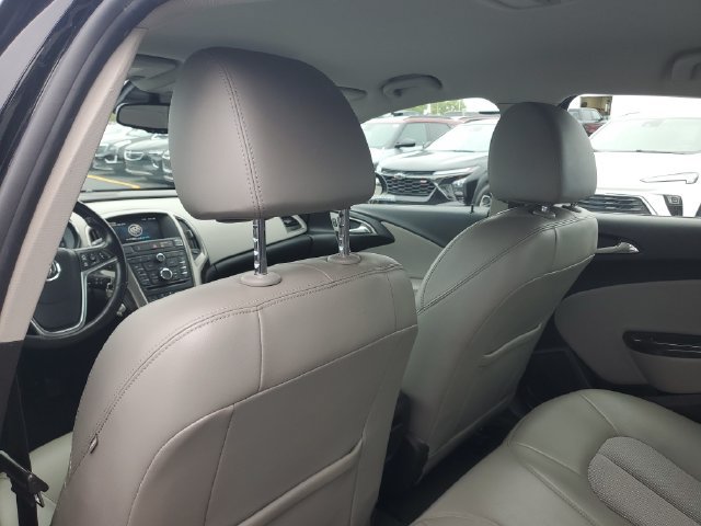 Used 2017 Buick Verano Convenience FWD image 9