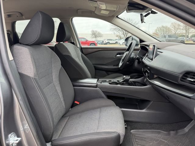 Used 2023 Nissan Rogue SV image 27