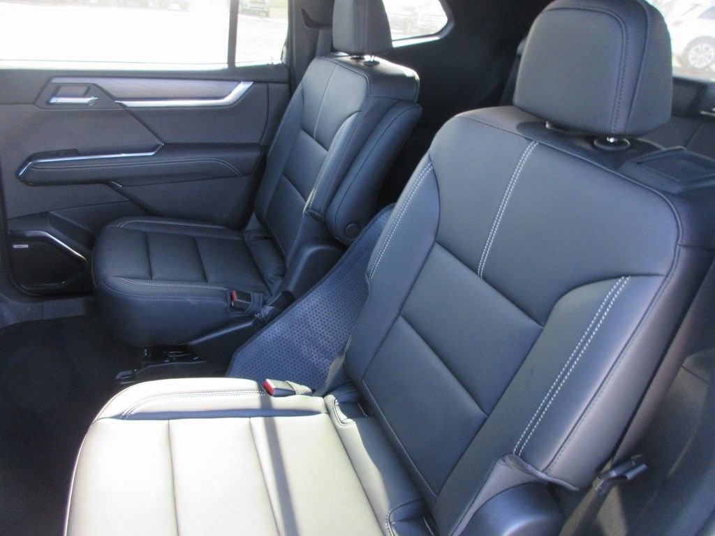 New 2026 GMC Acadia Elevation w/ Black Edition image 14