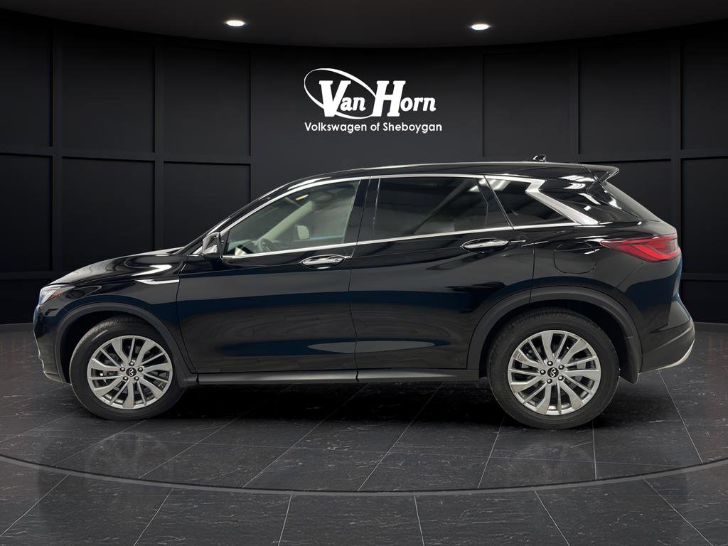 Used 2025 INFINITI QX50 Pure AWD/4WD image 4