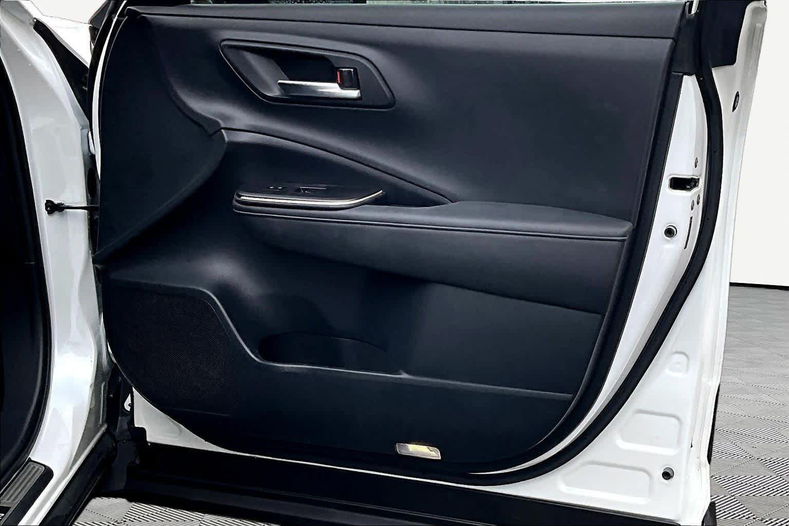 Certified 2023 Toyota Crown AWD/4WD image 23