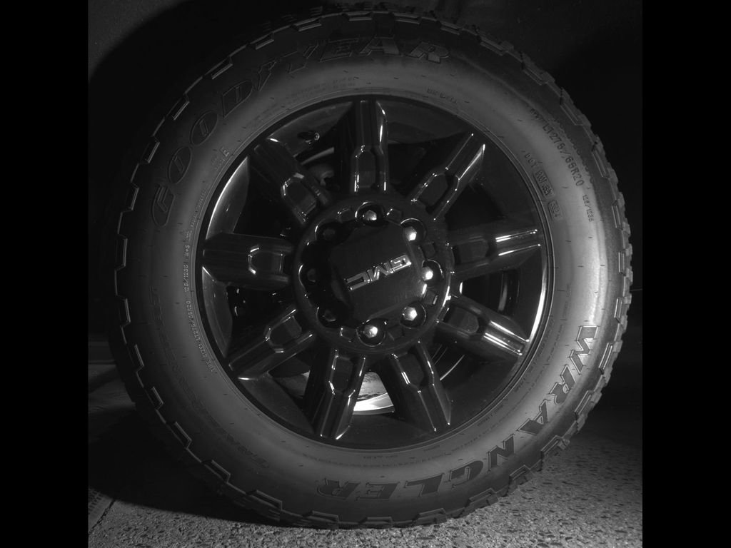 Certified 2025 GMC Sierra 2500 AT4 w/ AT4 Premium Plus Package AWD/4WD image 37
