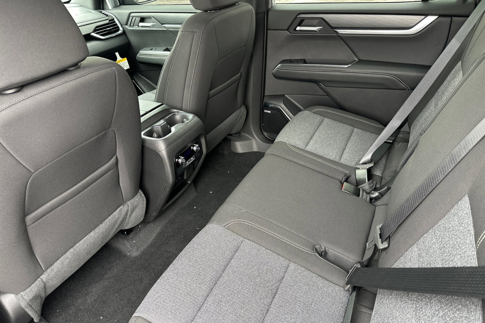 New 2025 GMC Acadia Elevation image 11