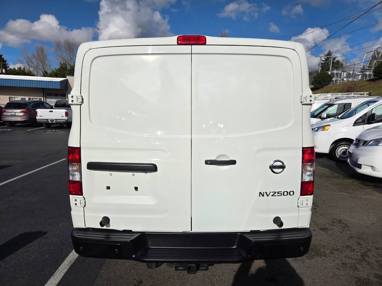 Used 2020 Nissan NV 2500 SV w/ Navigation Package image 6