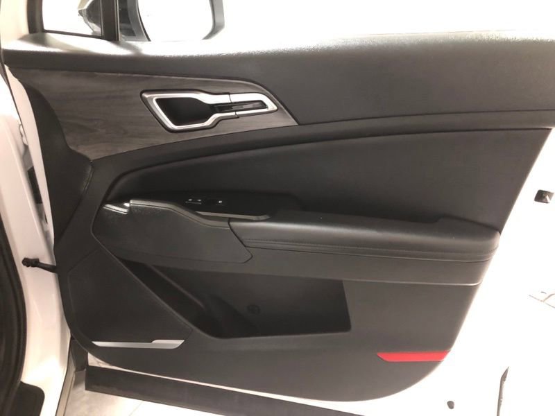 New 2026 Kia Sportage SX image 17