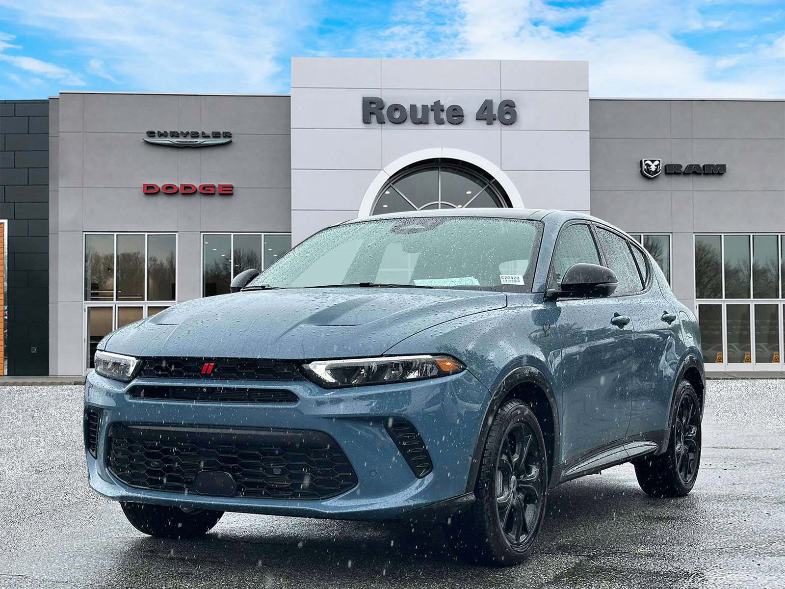 Used 2024 Dodge Hornet R/T Plus w/ Tech Pack Plus AWD/4WD image 2