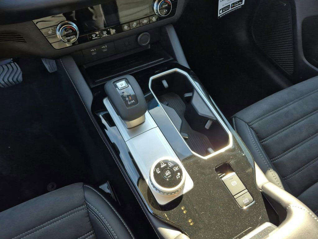 New 2026 Mitsubishi Outlander SE image 21