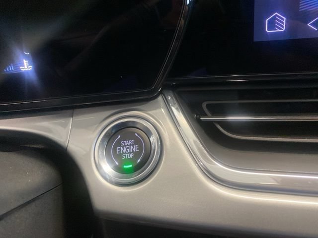 New 2026 Chevrolet Trax LT w/ LT Convenience Package FWD image 16