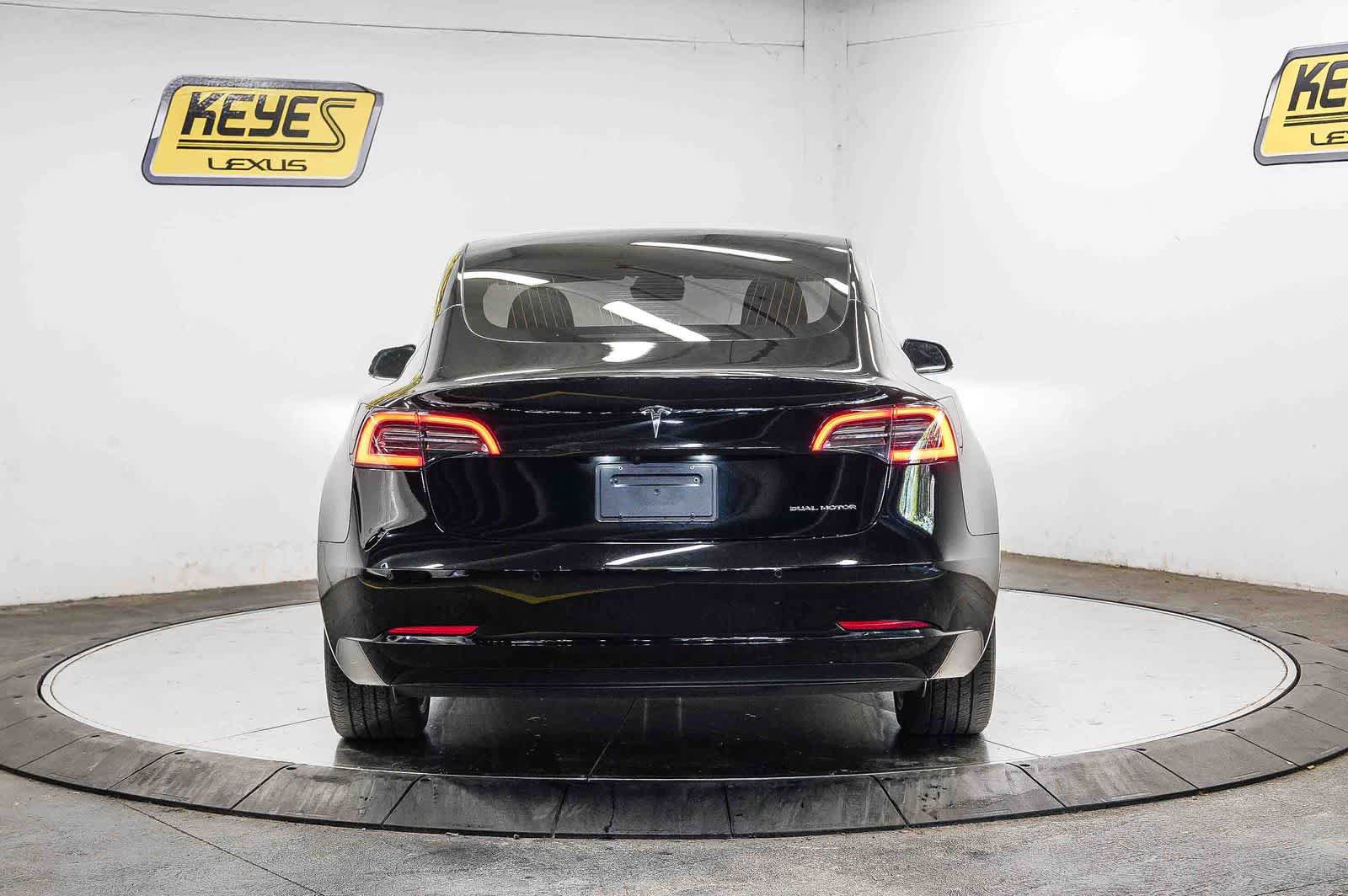 Used 2018 Tesla Model 3 Long Range AWD/4WD image 3