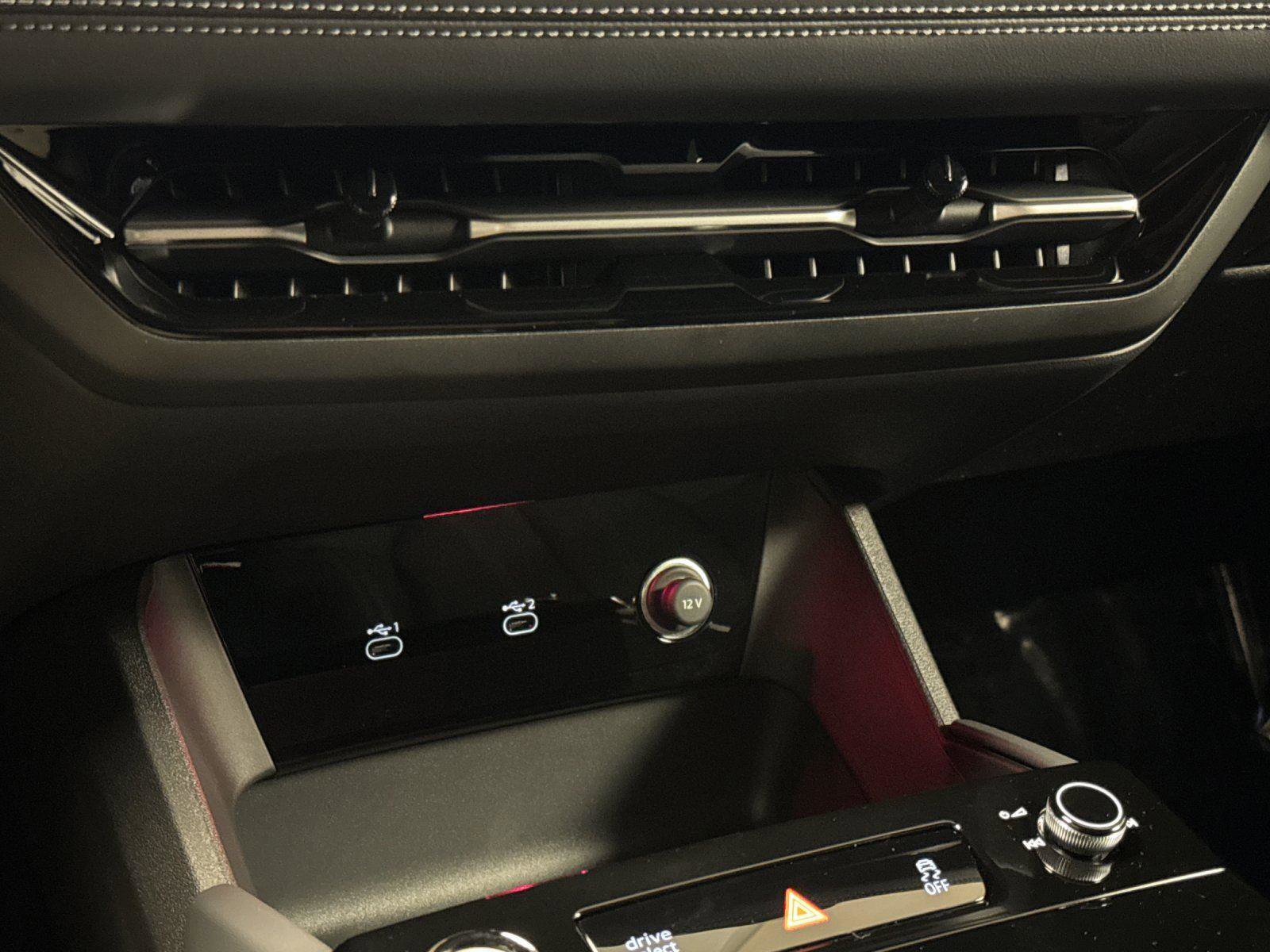 New 2027 Audi Q6 e-tron Premium Plus image 20