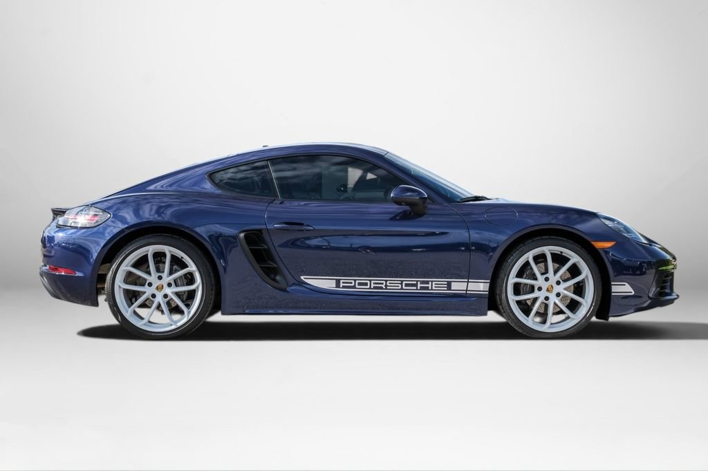 Used 2025 Porsche 718 Cayman RWD image 5