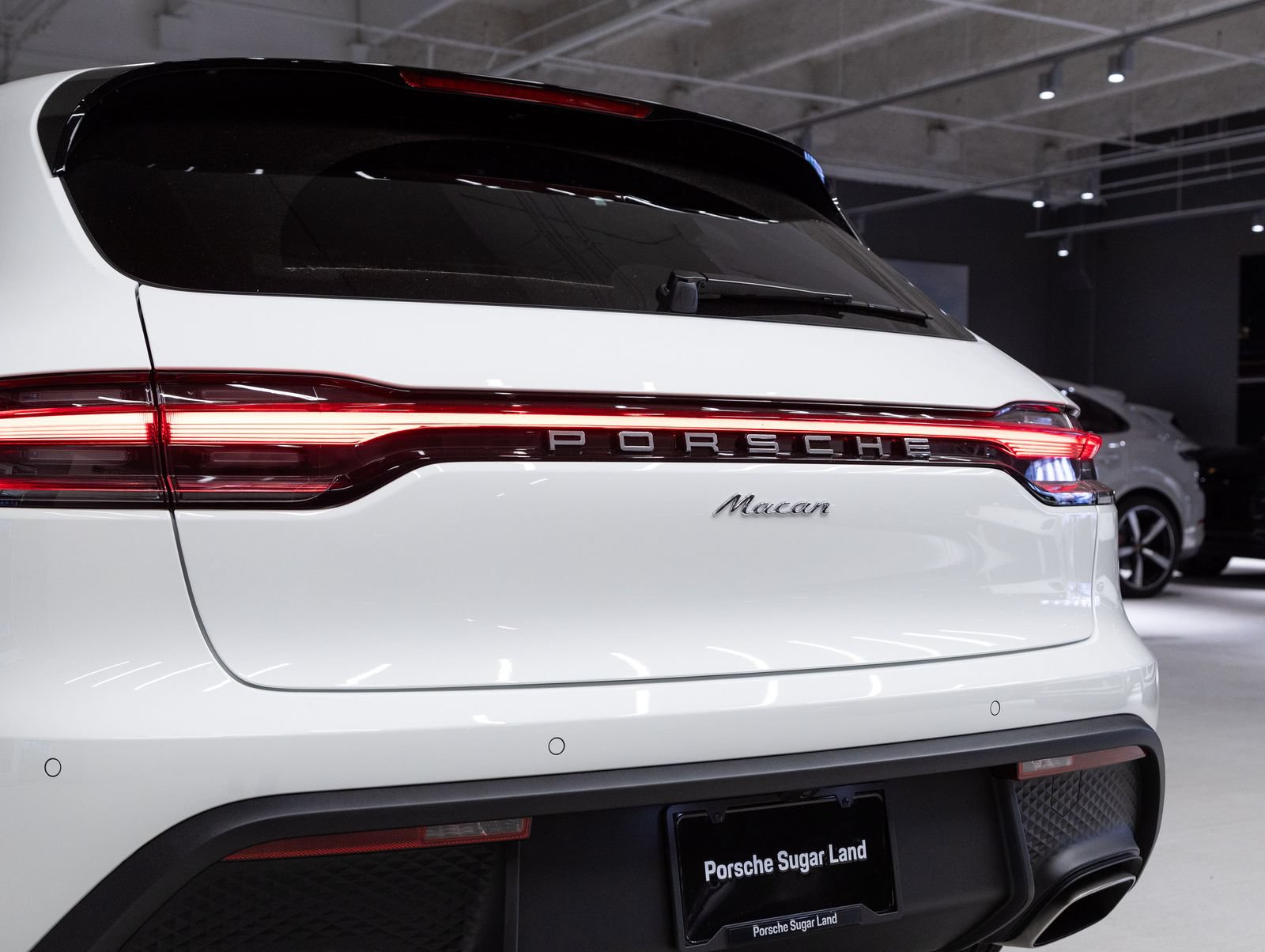 New 2026 Porsche Macan AWD/4WD image 31