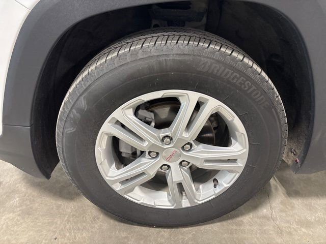 Certified 2024 GMC Terrain SLE image 17