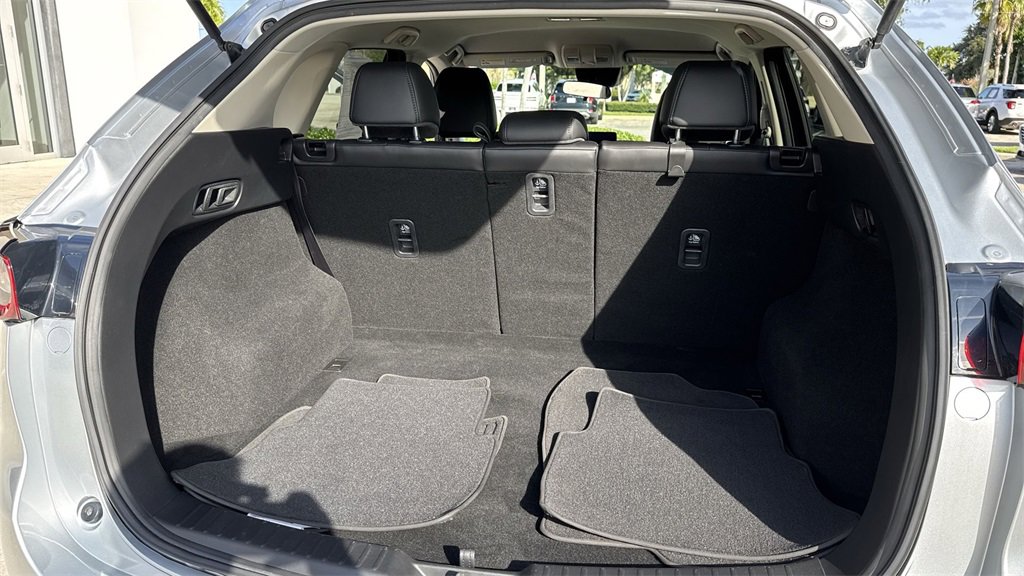 Used 2021 MAZDA CX-5 Touring image 58