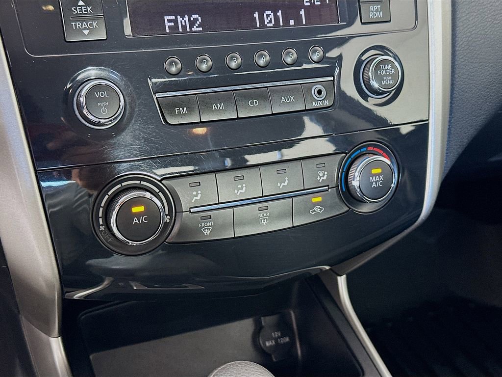 Used 2015 Nissan Altima 2.5 S w/ Sport Value Package image 14