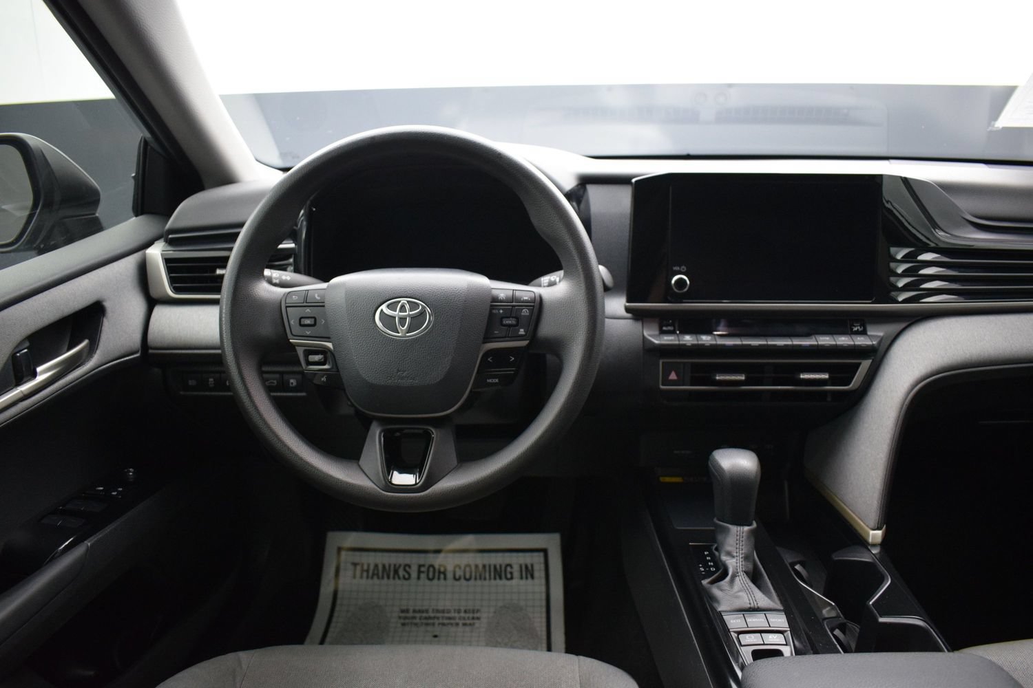 Used 2025 Toyota Camry LE w/ Convenience Package FWD image 14