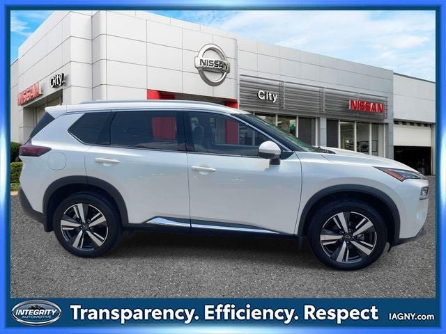 Used 2023 Nissan Rogue SL AWD/4WD image 5
