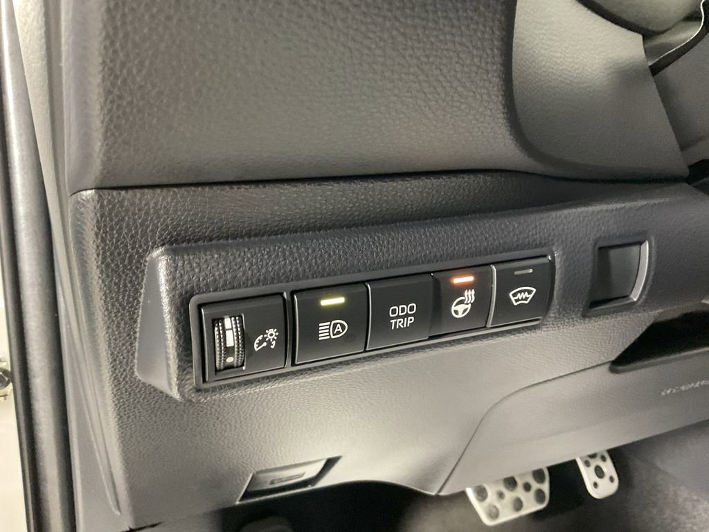 Certified 2025 Toyota Corolla Premium image 18
