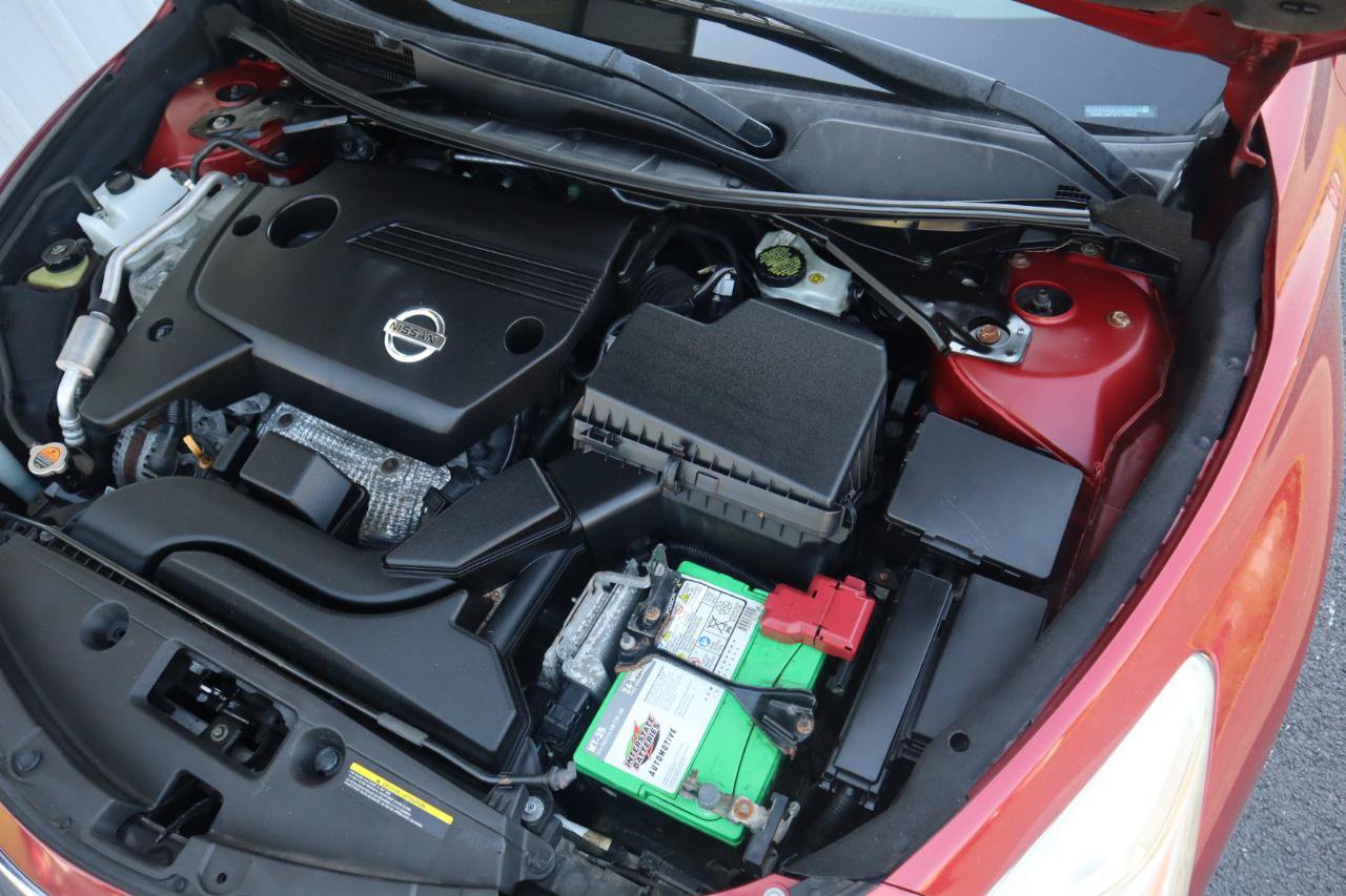 Used 2015 Nissan Altima 2.5 SV FWD image 31
