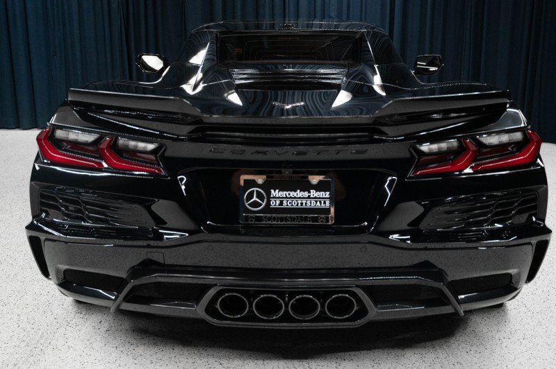 Used 2024 Chevrolet Corvette Z06 RWD image 6