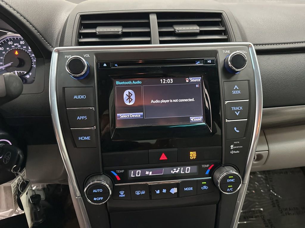 Used 2015 Toyota Camry XLE FWD image 15
