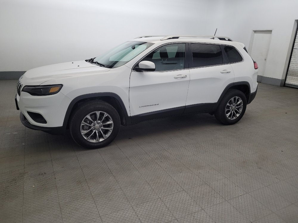 Used 2020 Jeep Cherokee Latitude Plus AWD/4WD image 2