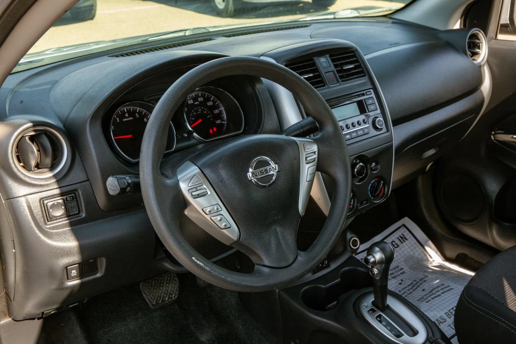 Used 2017 Nissan Versa SV FWD image 10