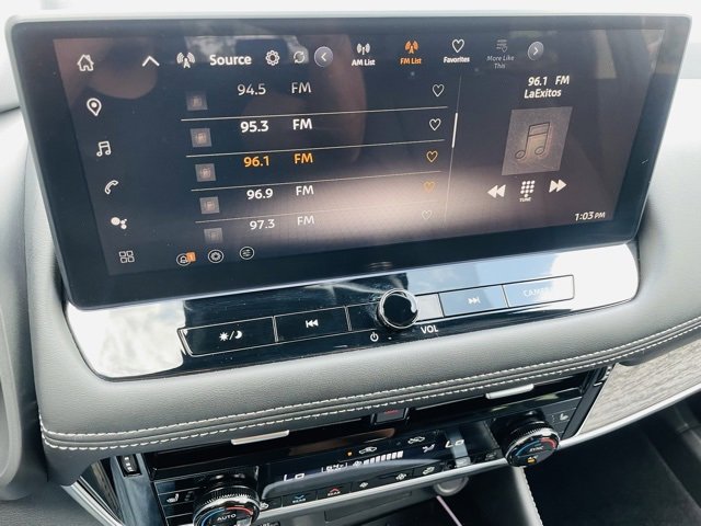 Used 2024 Nissan Rogue Platinum w/ Platinum Premium Package image 14