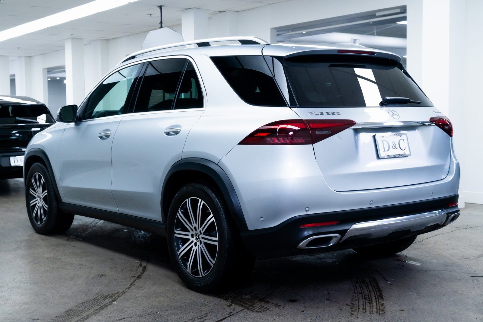 Used 2024 Mercedes-Benz GLE 350 4MATIC image 4