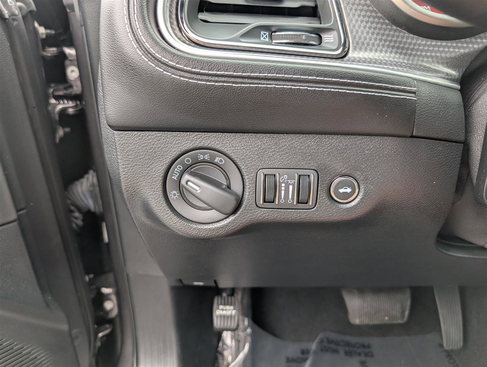 Used 2021 Dodge Challenger SRT Hellcat Redeye image 24