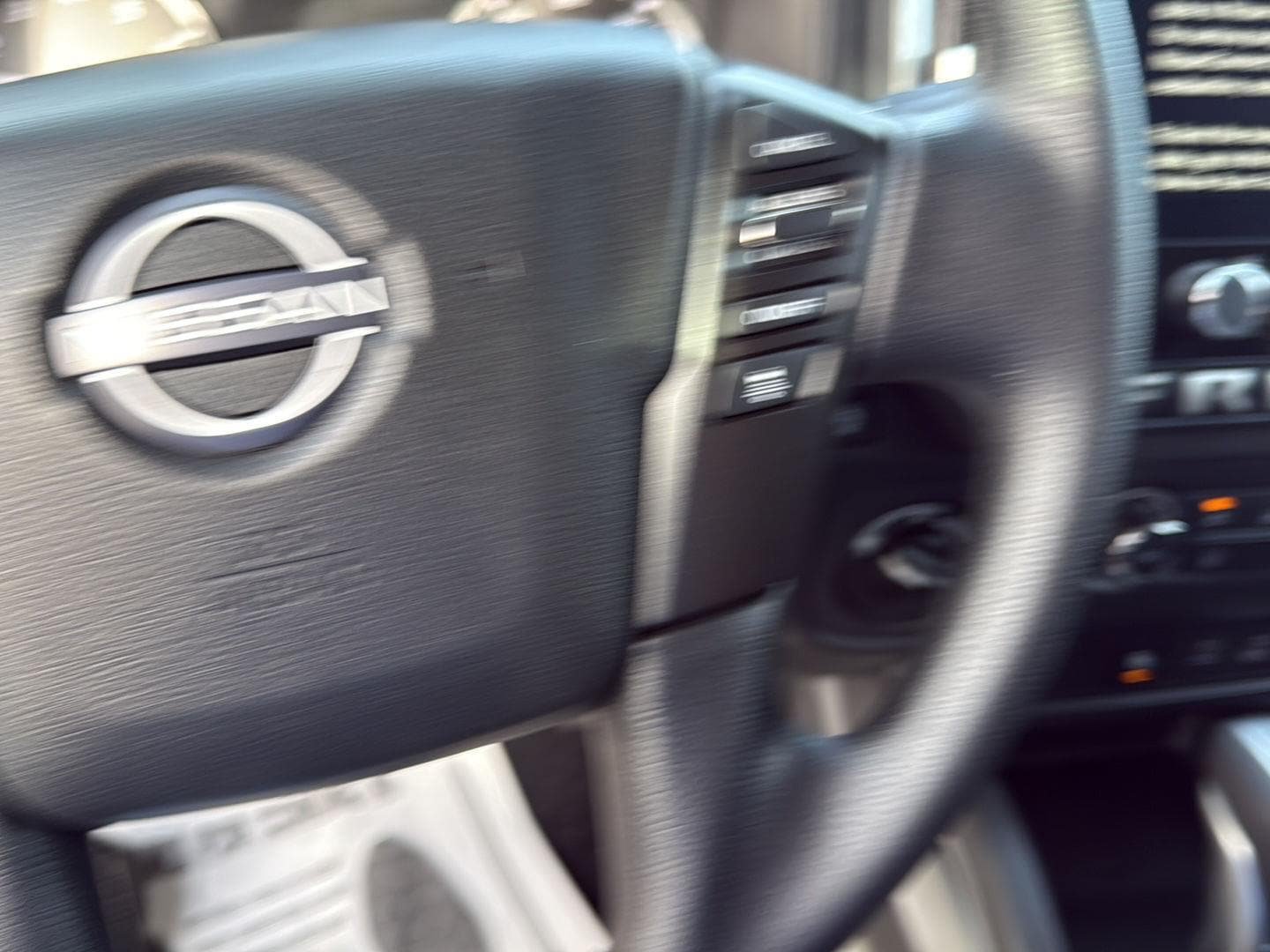 Used 2025 Nissan Frontier SV AWD/4WD image 20