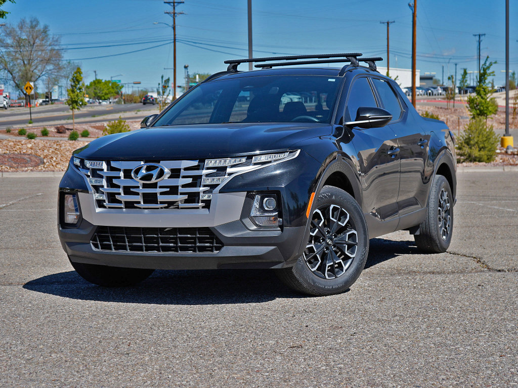 Used 2023 Hyundai Santa Cruz SEL w/ Activity Package AWD/4WD image 1