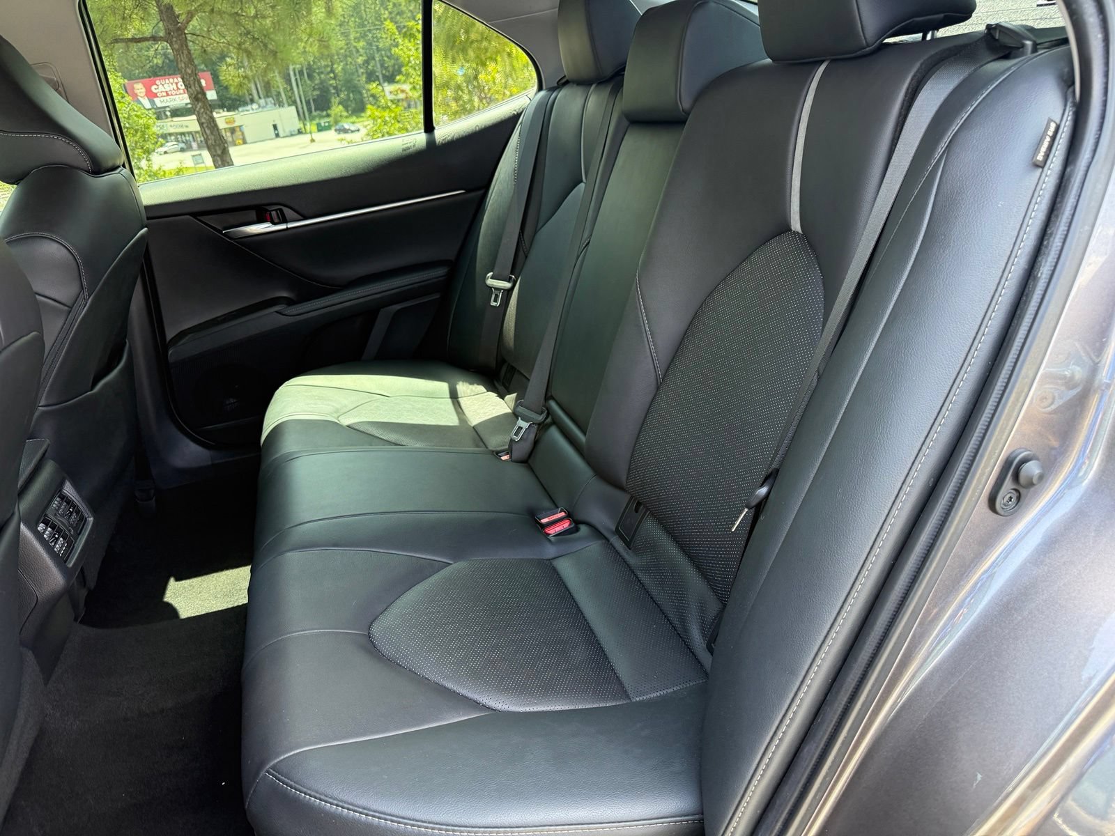 Used 2021 Toyota Camry XSE FWD image 32