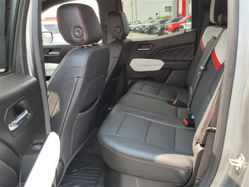 Certified 2024 GMC Canyon AT4X image 4